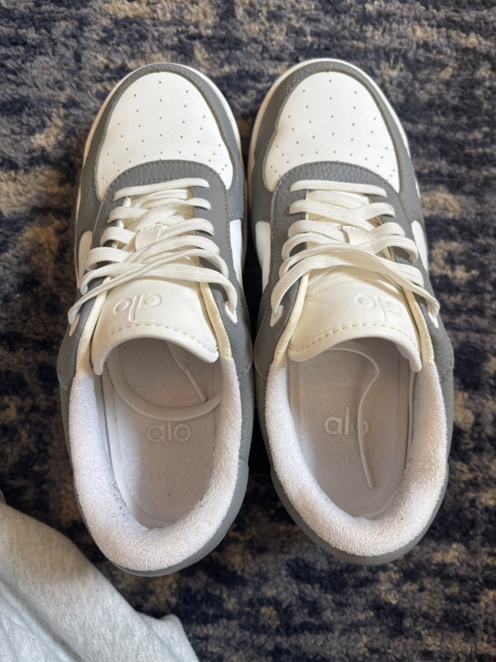 Alo Recovery Sneakers
